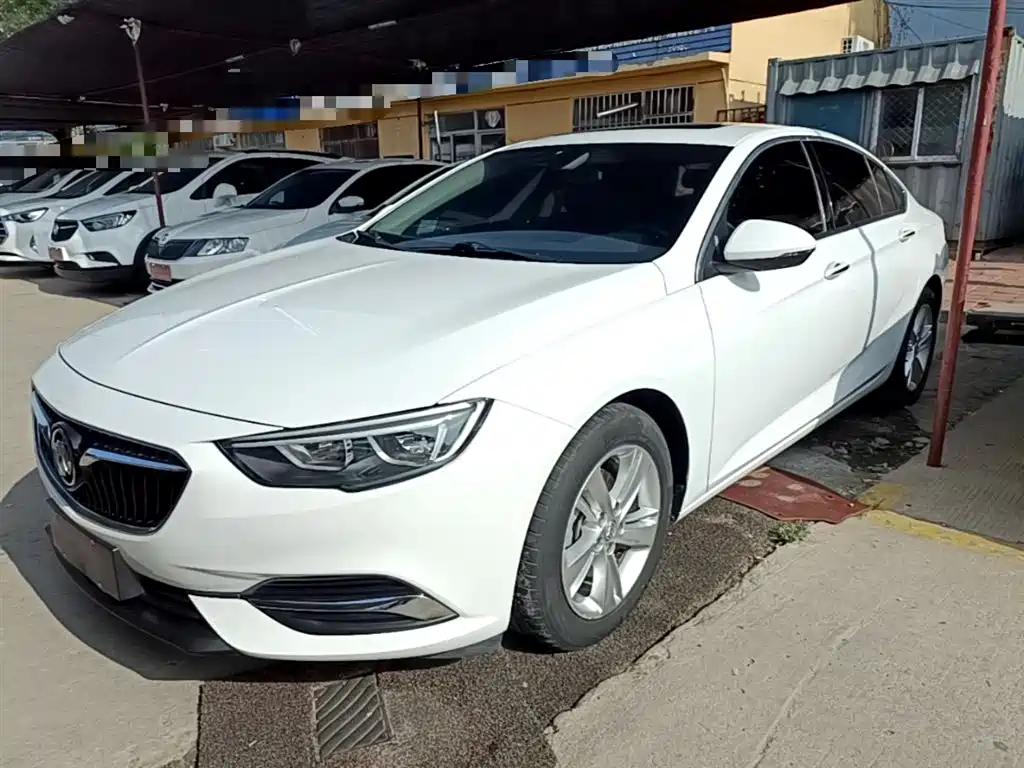 Buick Regal 2018 — фото 2