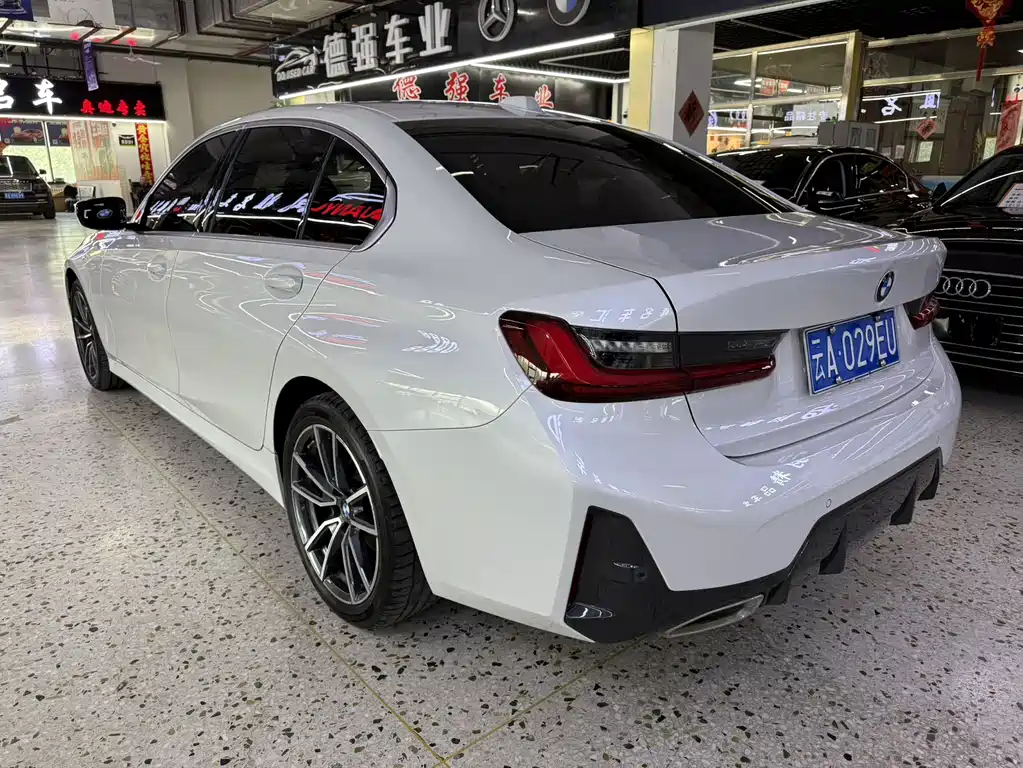 BMW 3 Series 2023