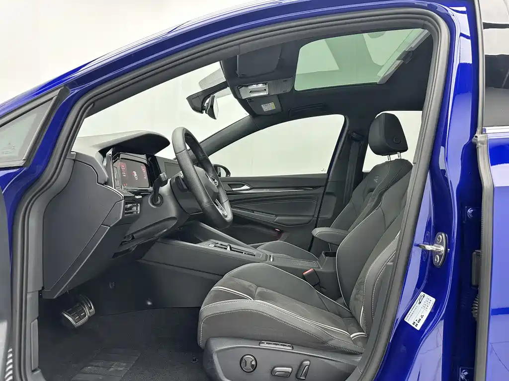 Volkswagen Golf 2022