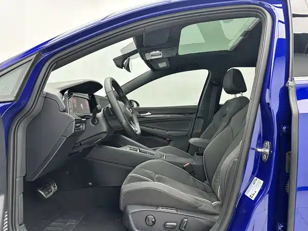 Volkswagen Golf 2023