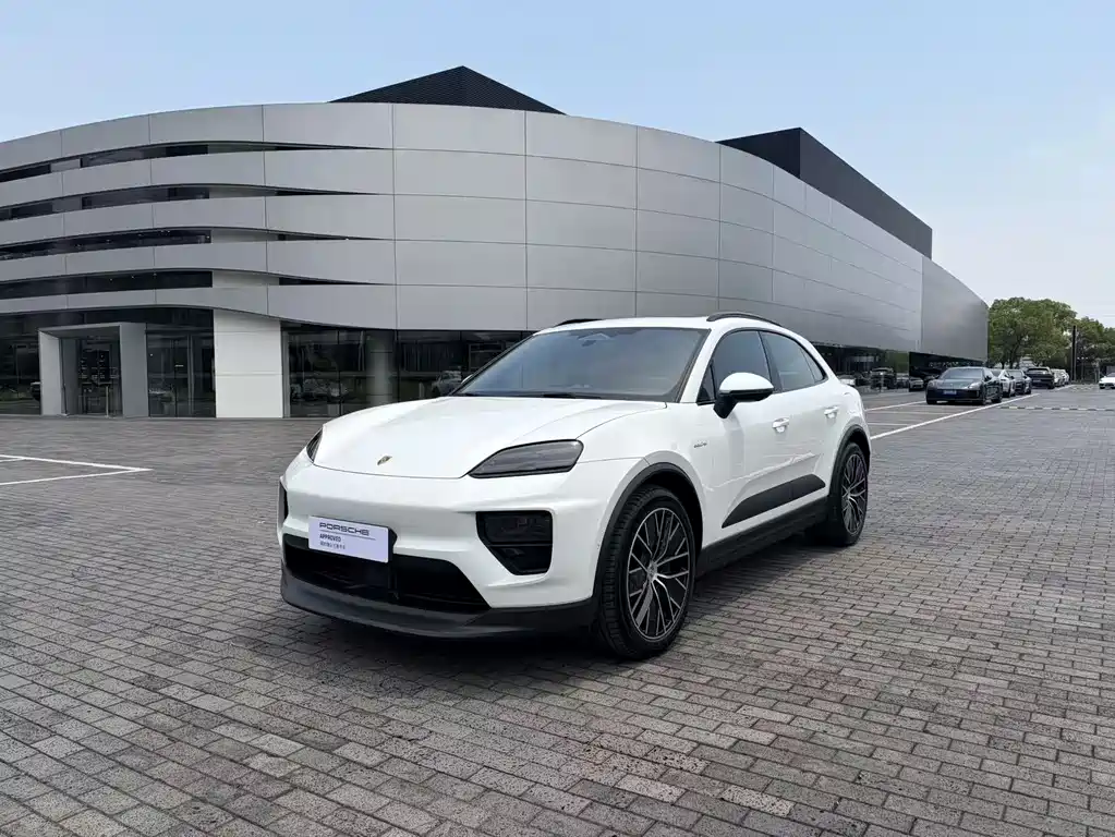 Porsche Macan EV 2025