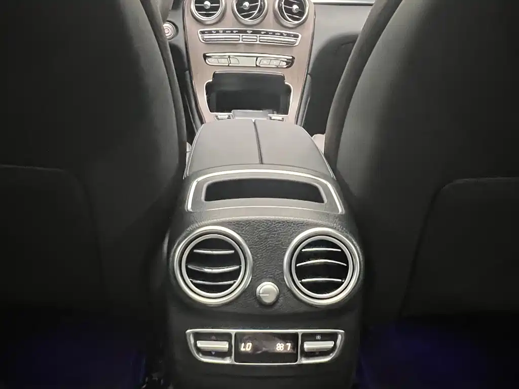 Mercedes-Benz GLC 2021 — фото 17
