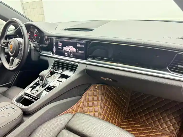 Porsche Panamera 2021 — фото 12