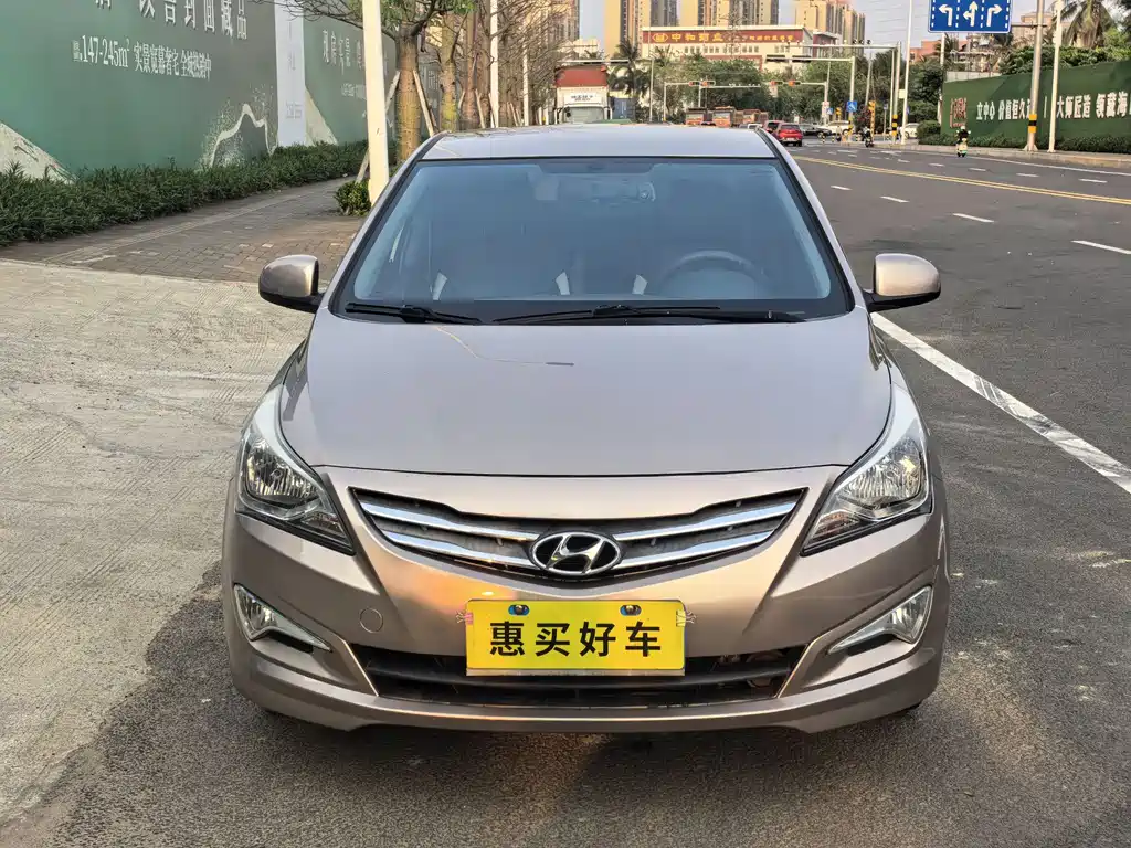 Hyundai Verna 2015 — фото 2