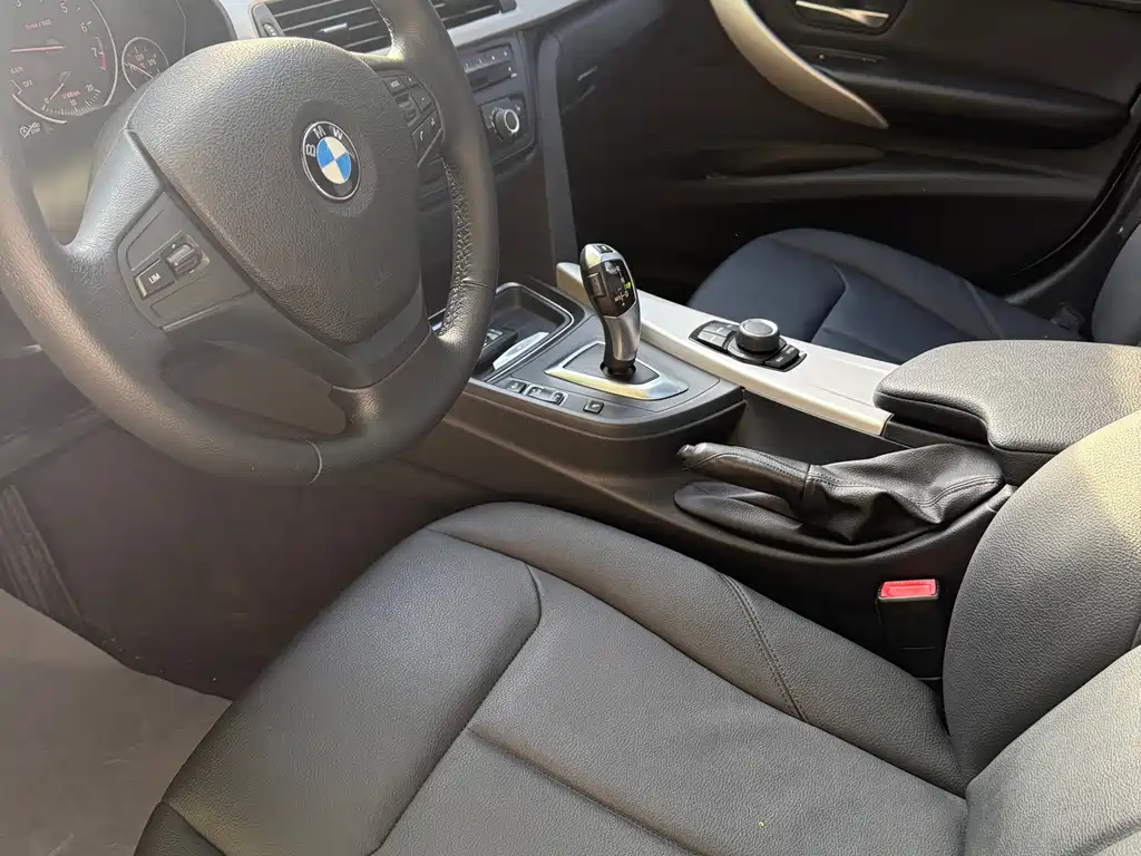BMW 3 Series 2015 — фото 5
