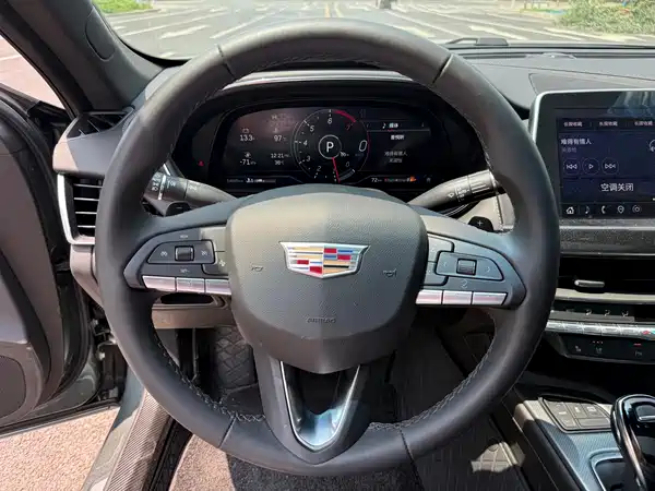 Cadillac CT5 2023