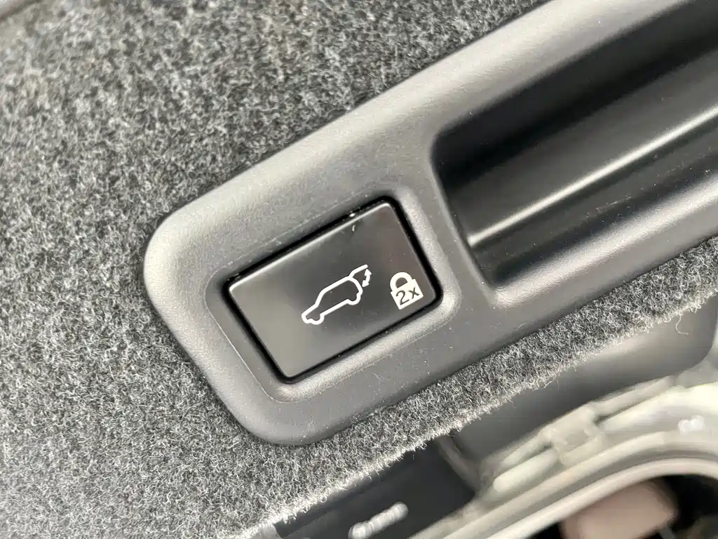 Lexus RX 2018 — фото 14