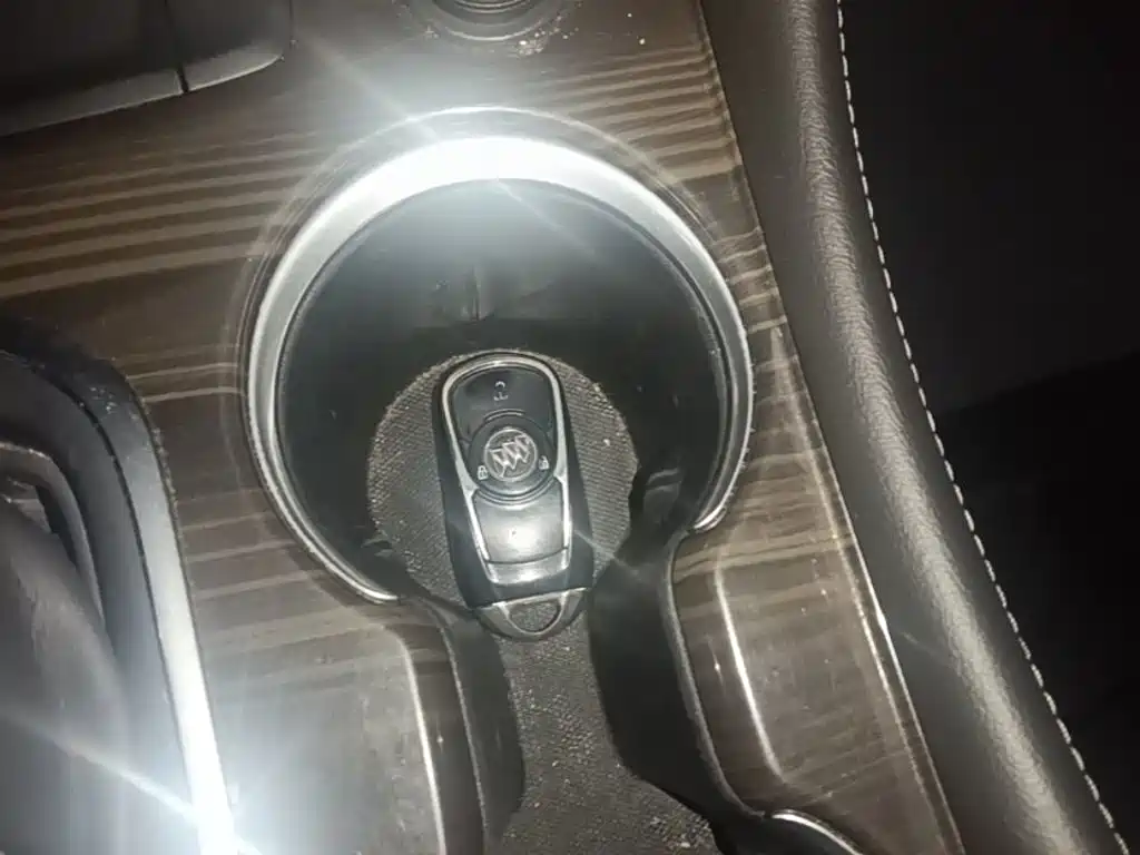 Buick Envision Plus 2019 — фото 23