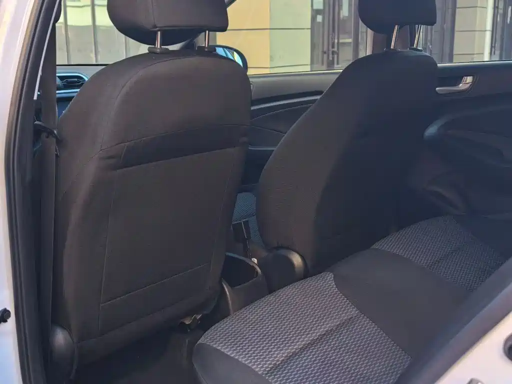 Hyundai Accent 2019 — фото 10