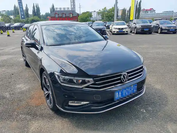 Volkswagen Magotan 2022