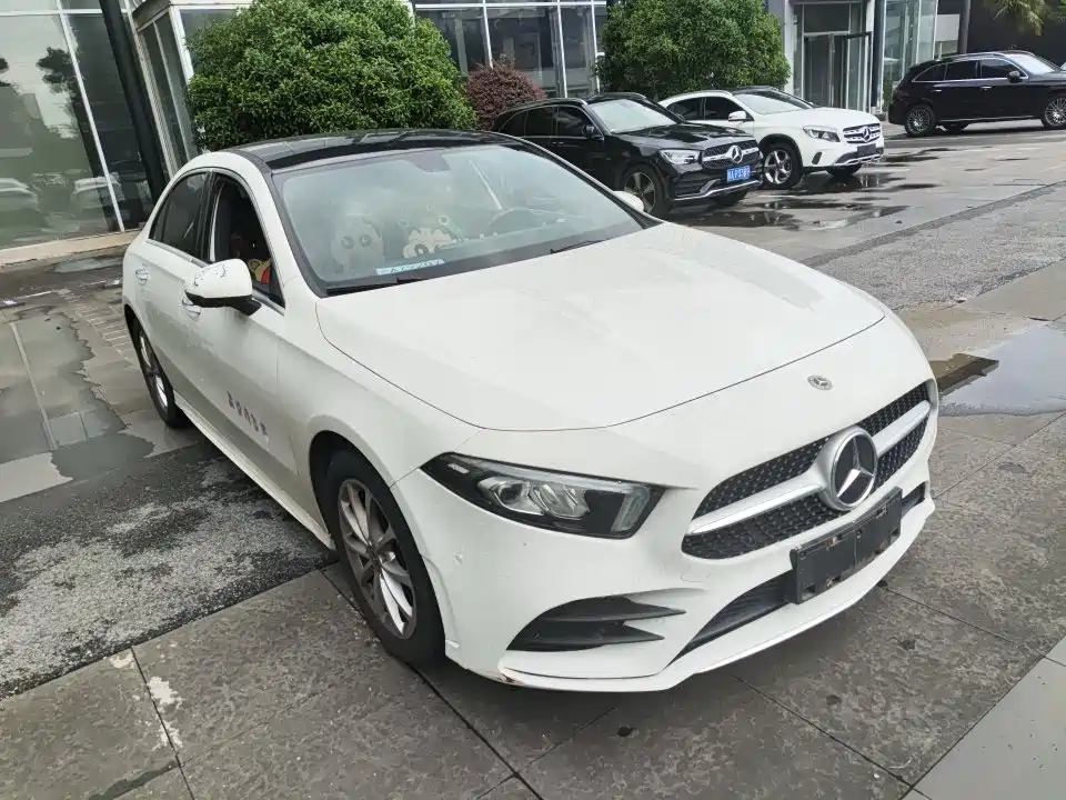 Mercedes-Benz A-Class 2021 — фото 4