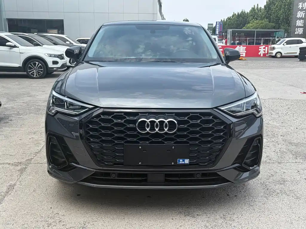 Audi Q3 Sportback 2022 — фото 2
