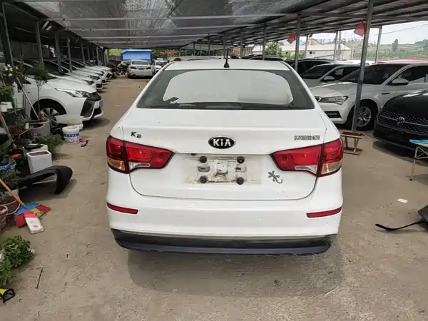 Kia K2 2015