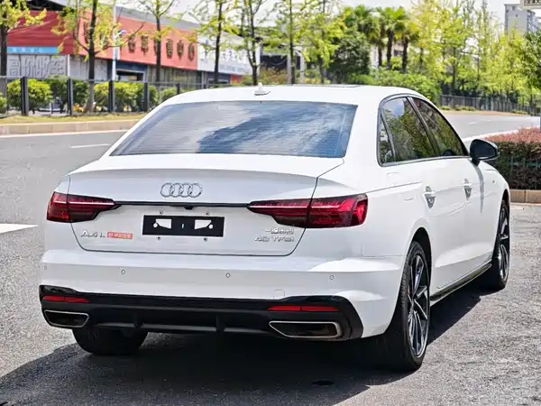 Audi A4L 2023