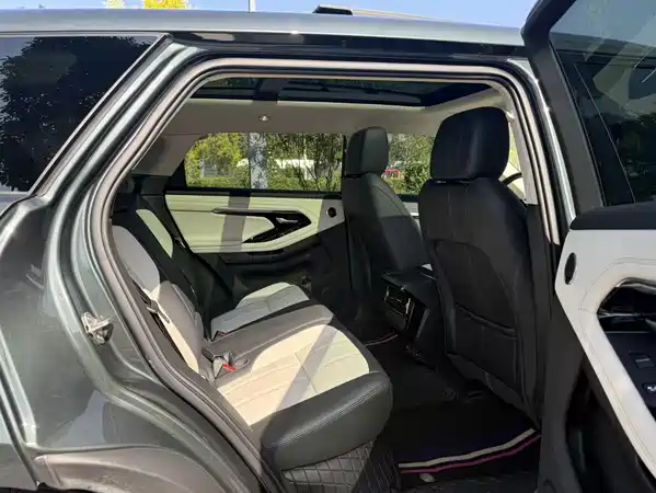 Land Rover Range Rover Evoque 2023