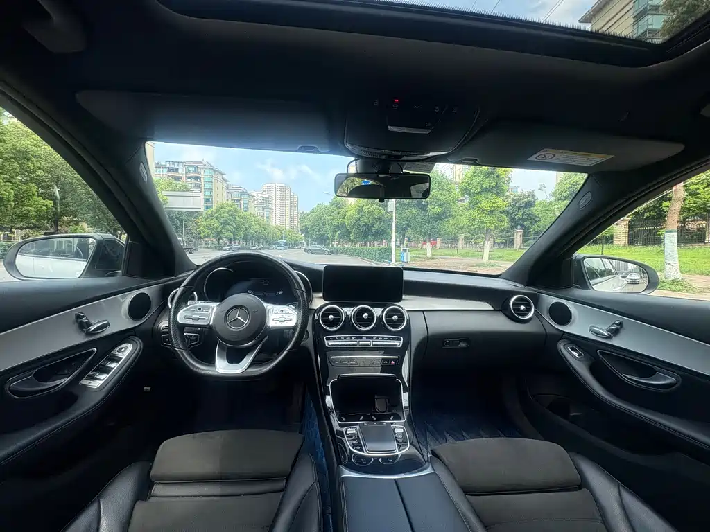 Mercedes-Benz C-Class 2020 — фото 14