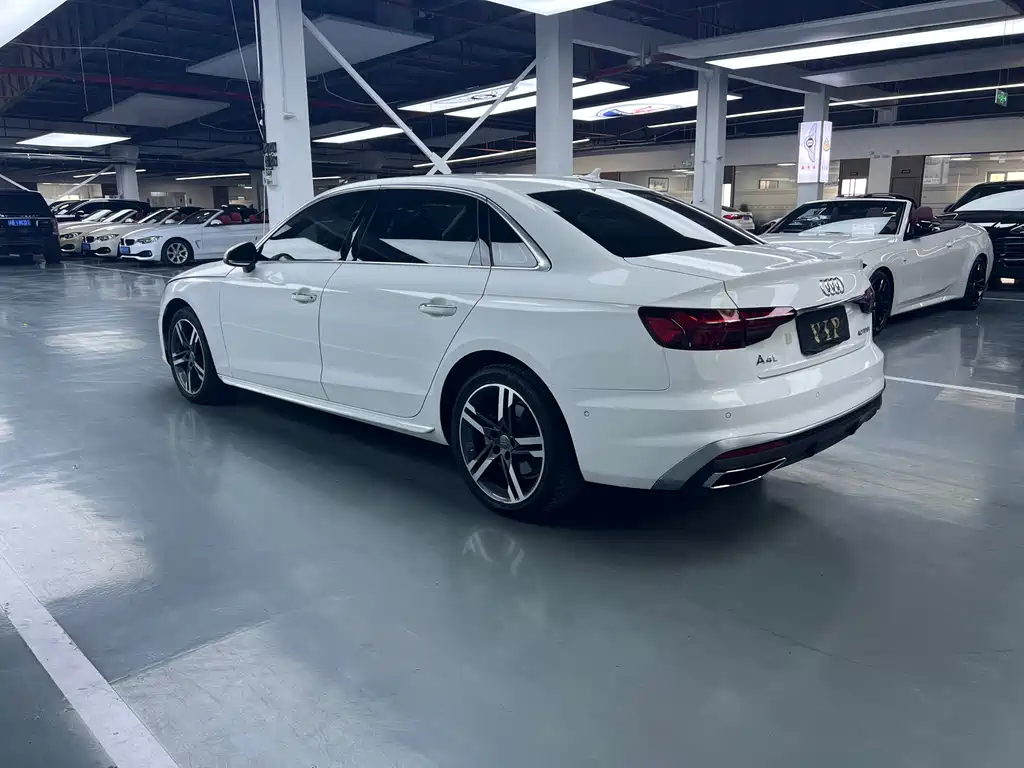 Audi A4L 2020 — фото 14