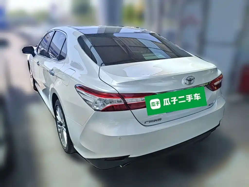 Toyota Camry 2021 — фото 9