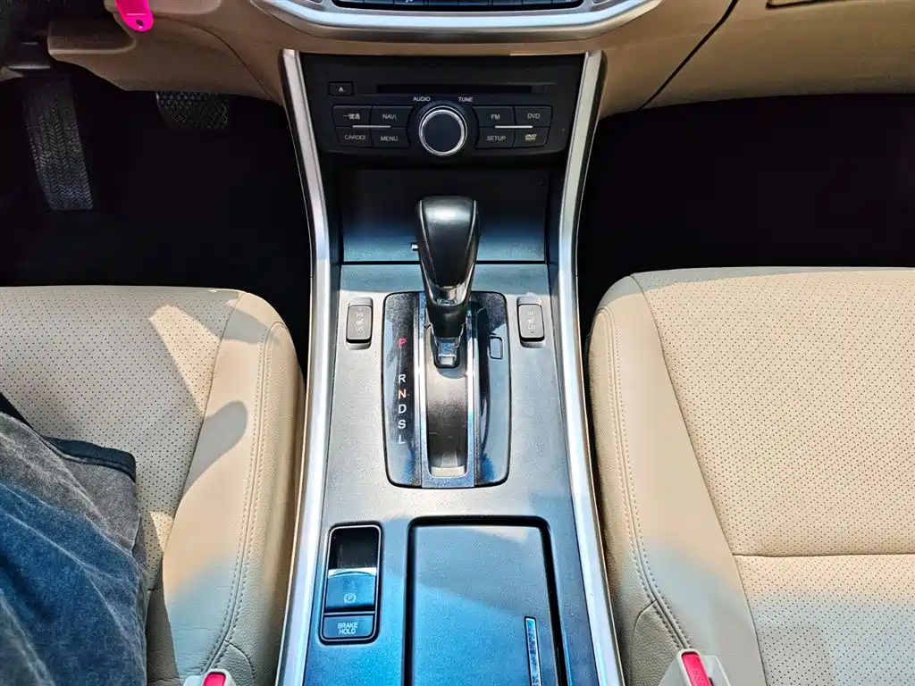 Honda Accord 2013 — фото 16