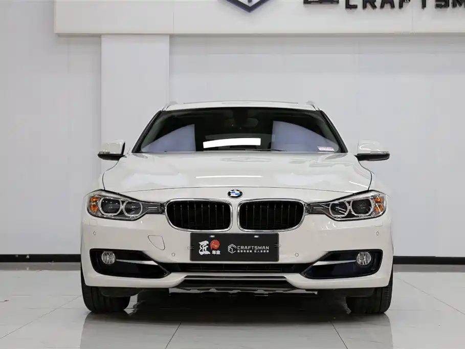 BMW 3 Series 2016 — фото 18