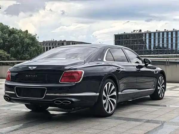 Bentley Flying Spur 2021