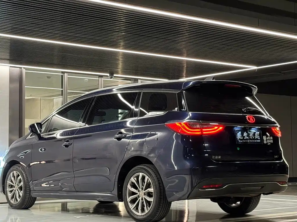 BYD MAX 2020 — фото 17