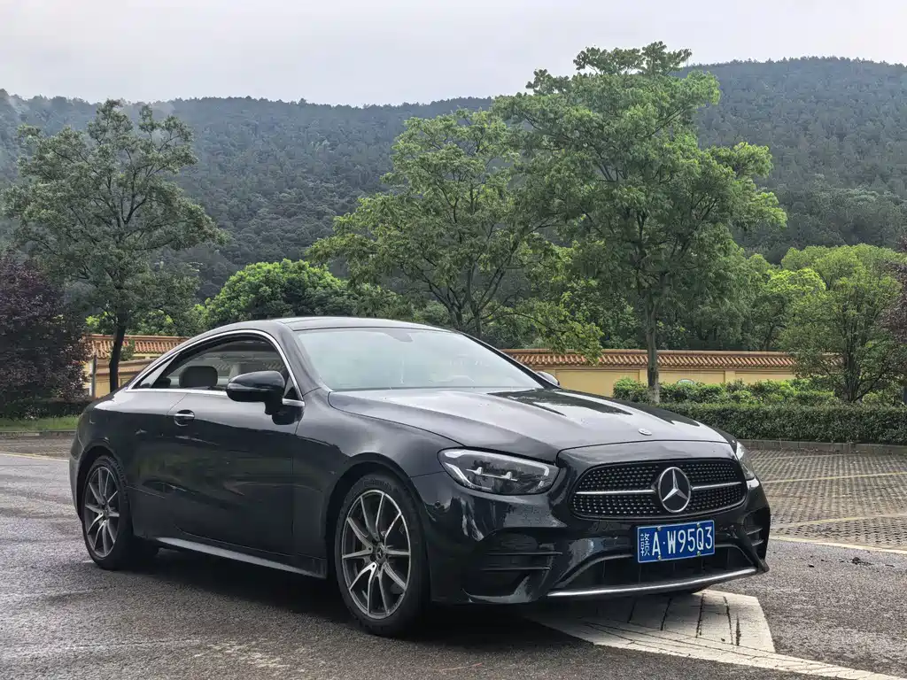 Mercedes-Benz E-Class 2023 — фото 3