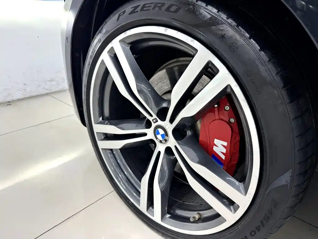 BMW 6 Series GT 2022 — фото 27