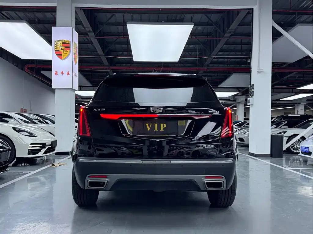 Cadillac XT5 2020 — фото 20
