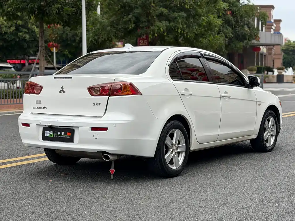 Mitsubishi Lancer EX 2011 — фото 7