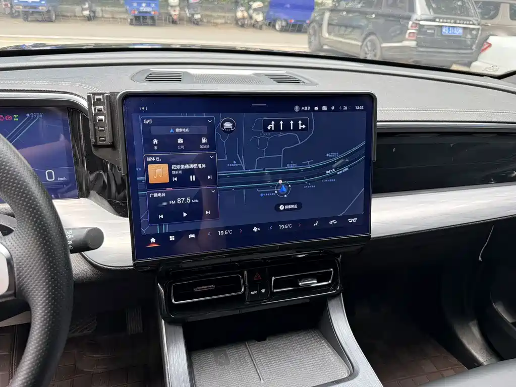 GAC Trumpchi GS8 2023 — фото 7