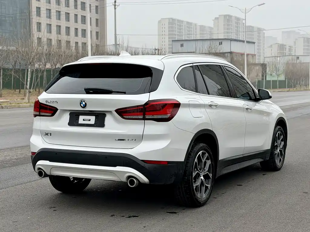 BMW X1 2022 — фото 18