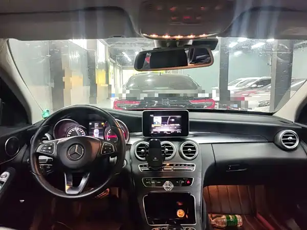 Mercedes-Benz C-Class 2017