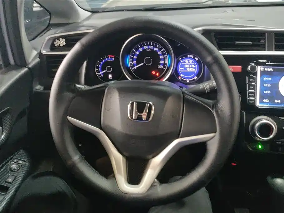 Honda Fit 2015 — фото 15
