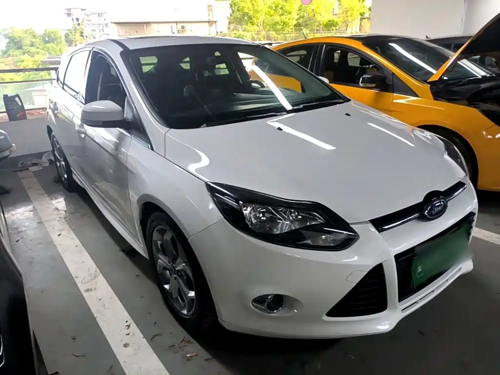 Ford Focus 2015 — фото 4