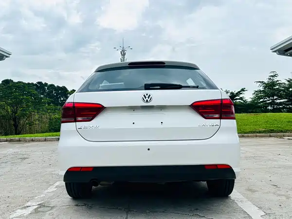 Volkswagen Gran Lavida 2014