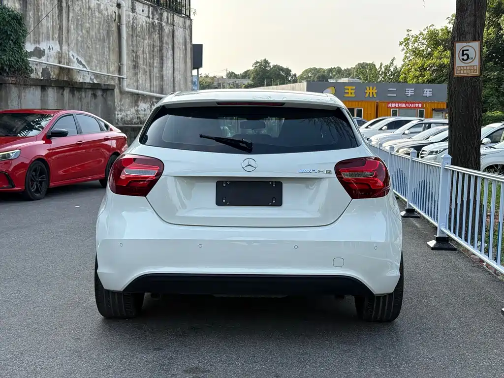 Mercedes-Benz A-Class 2018 — фото 5