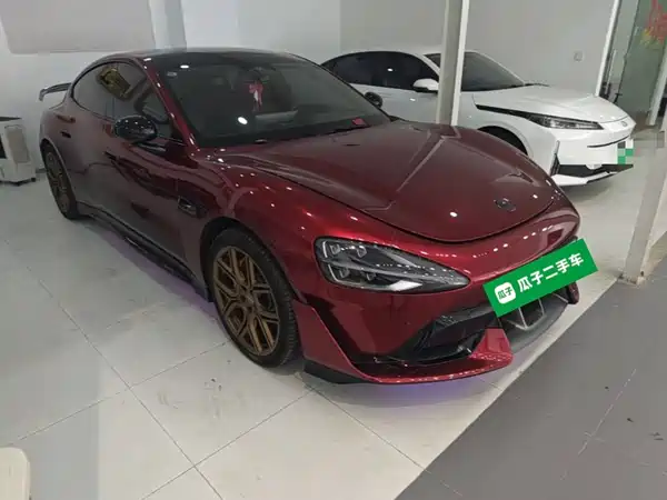 Xiaomi SU7 2025