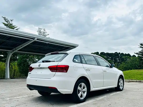 Volkswagen Gran Lavida 2014