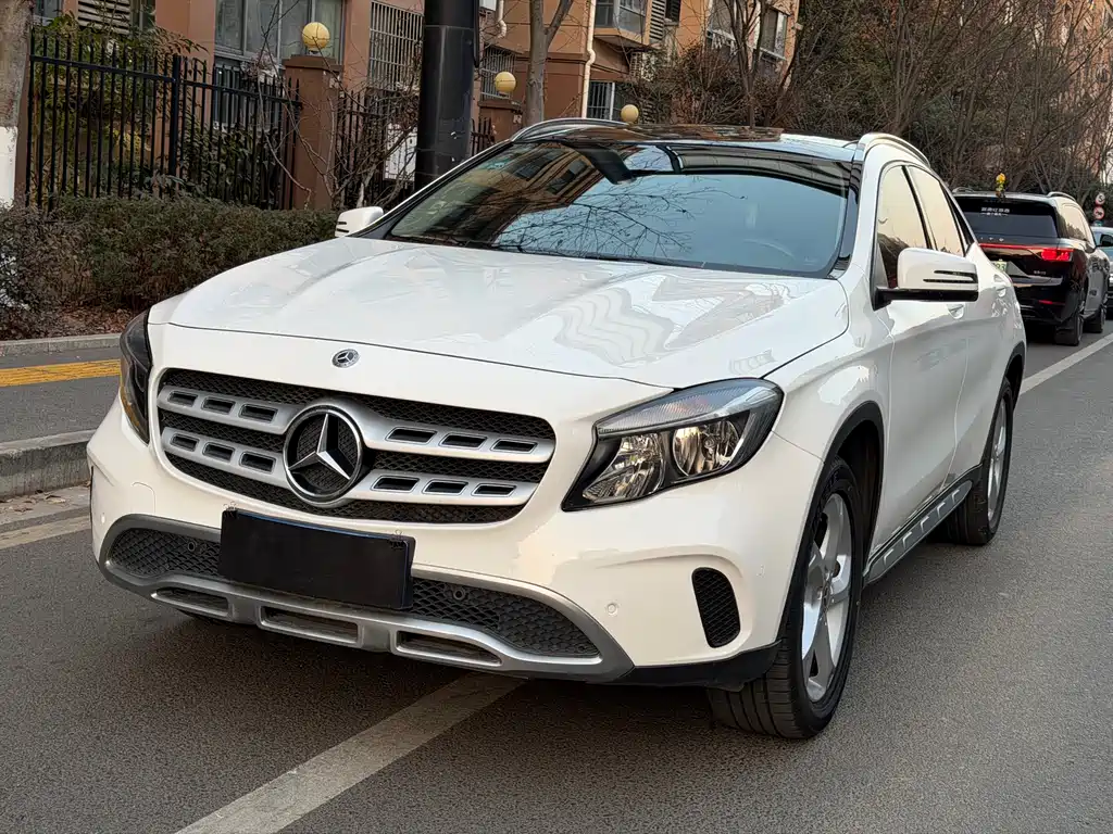 Mercedes-Benz GLA 2018 — фото 1