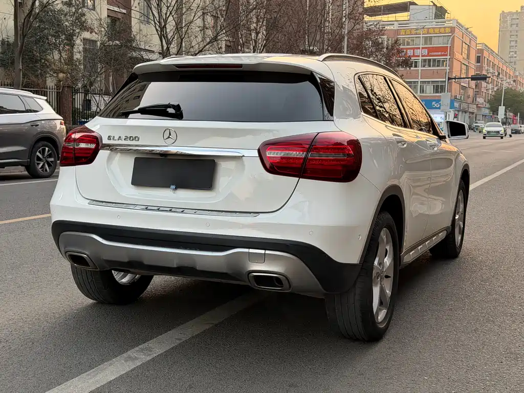 Mercedes-Benz GLA 2018 — фото 6
