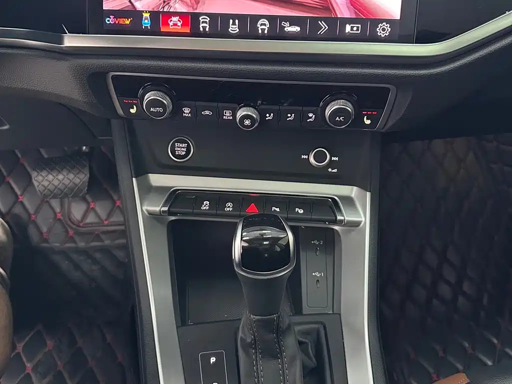 Audi Q3 2022 — фото 10
