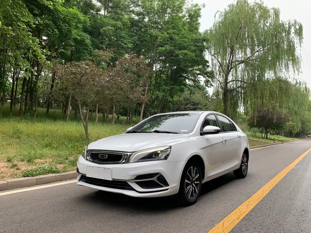 Geely Emgrand 2019 — фото 1