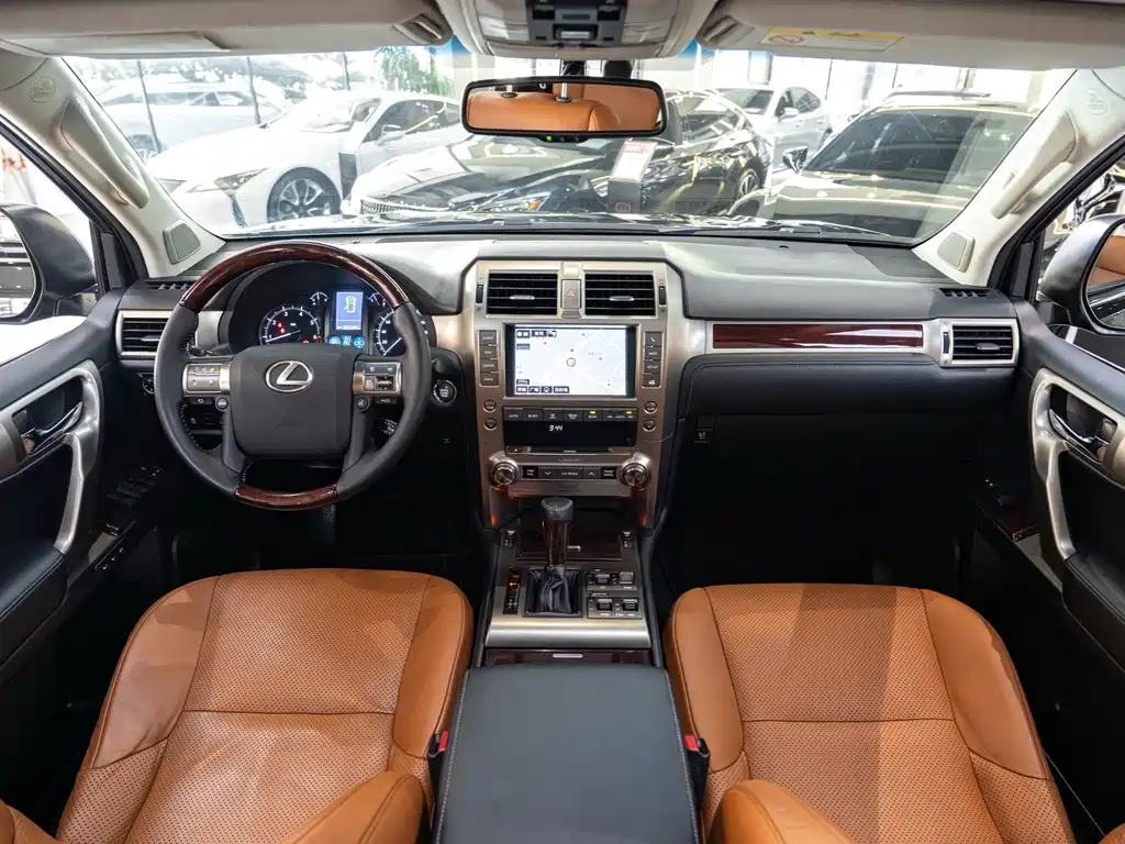 Lexus GX 2016 — фото 14