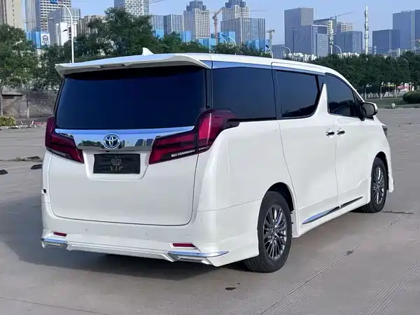 Toyota Alphard 2021