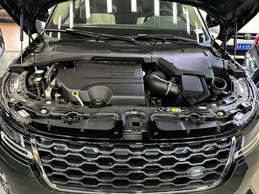 Land Rover Range Rover Evoque 2021 — фото 33