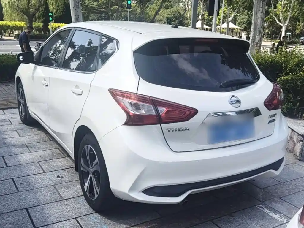Nissan Tiida 2019 — фото 5