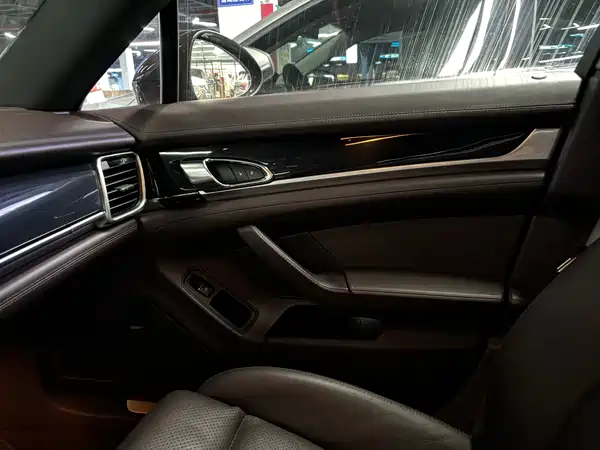 Porsche Panamera 2016