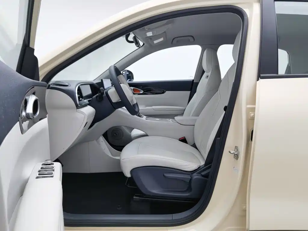 Geely Galaxy Starwish 2025 — фото 10
