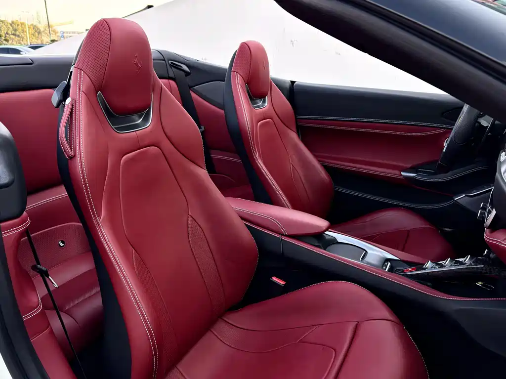 Ferrari Portofino 2019 — фото 17